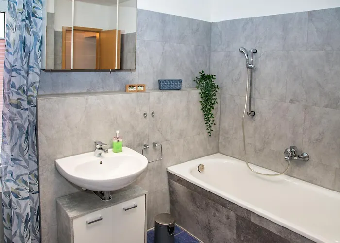 3 - Ferien & Monteur Maisonette In Magdeburg, H アパート *